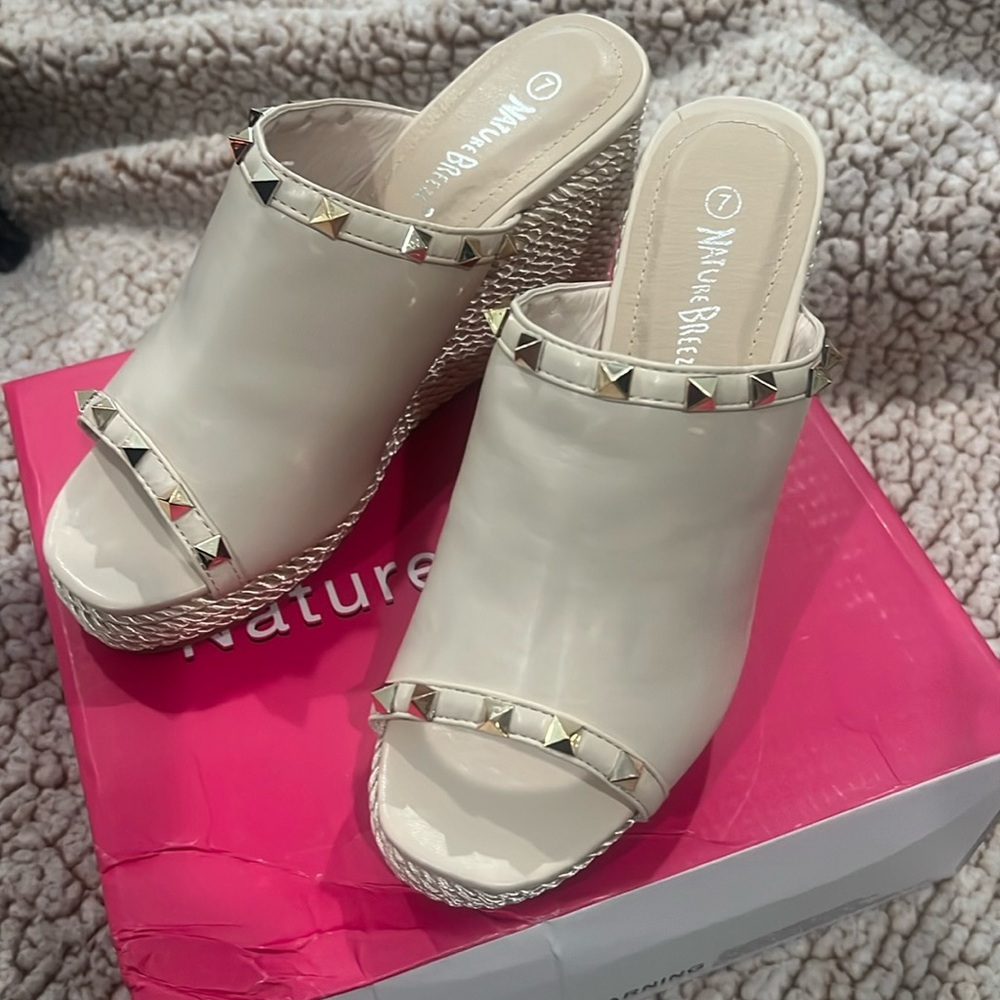 New Nature Breeze Wedges